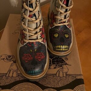Goby brand “Day of the Dead’ Boots!!